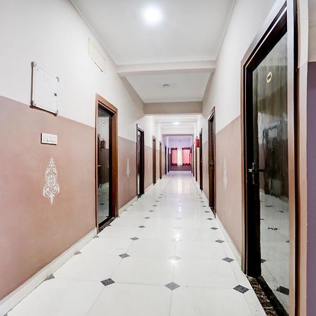 l'Hotel Super Townhouse Gida Near Rto Office Gorakhpur Esterno foto