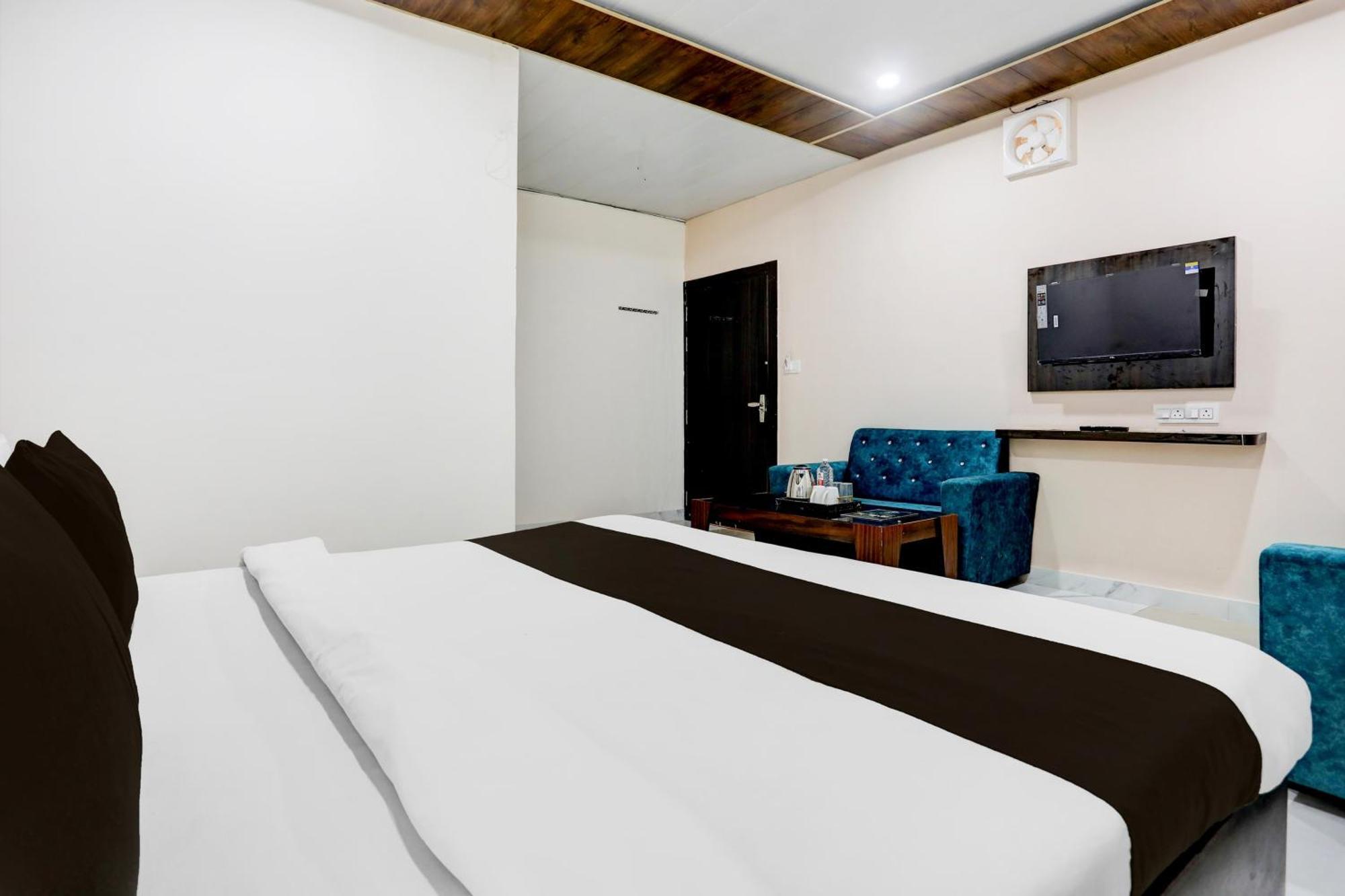 l'Hotel Super Townhouse Gida Near Rto Office Gorakhpur Esterno foto