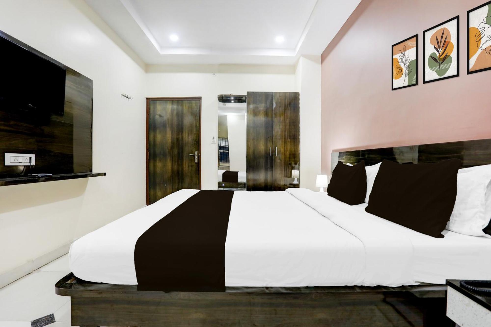l'Hotel Super Townhouse Gida Near Rto Office Gorakhpur Esterno foto