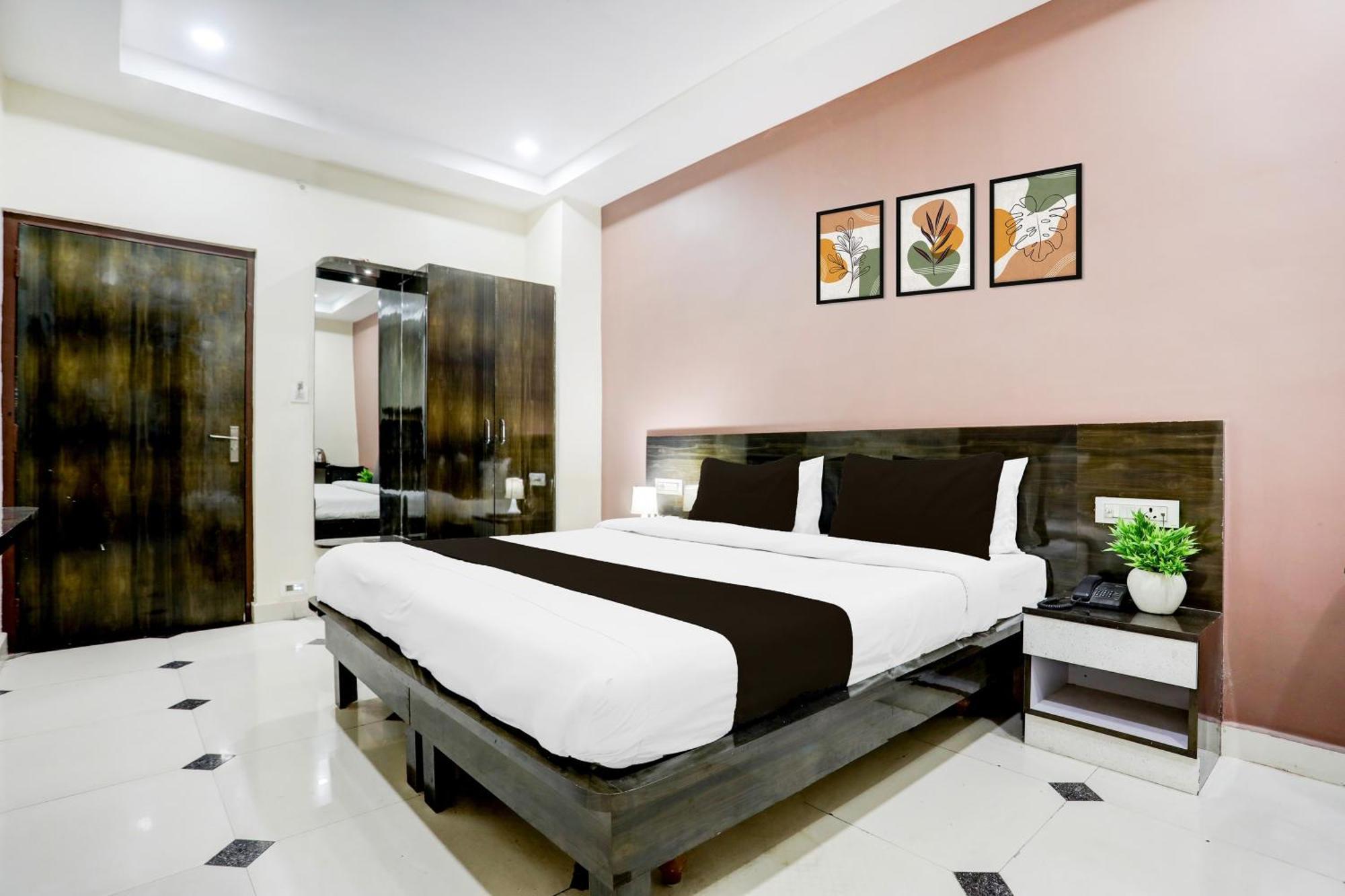 l'Hotel Super Townhouse Gida Near Rto Office Gorakhpur Esterno foto
